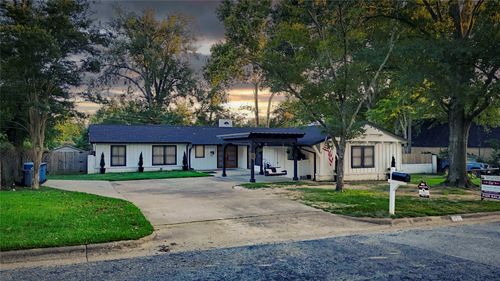 902 Ward Ln, Athens, TX, 75751-2919 | Card Image