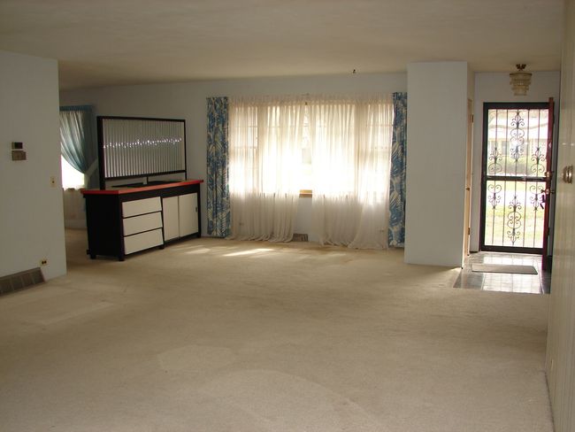 522 Russell Ave, House other with 3 bedrooms, 3 bathrooms and 6 parking in Winthrop Harbor IL | Image 7