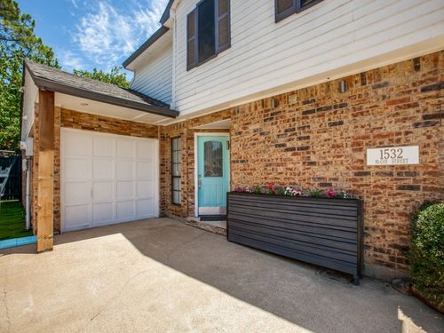 1532 Mccoy St, Dallas, TX, 75204-5406 | Card Image