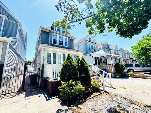 62-20 80th Road, New York, NY, 11385 | Card Image