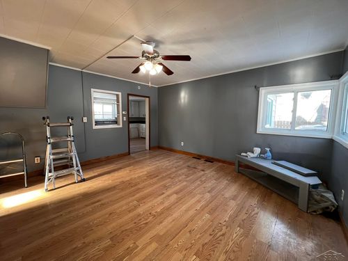 304 S Erie St, Bay City, MI, 48706-4465 | Card Image