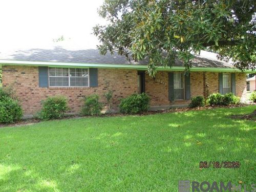 11213 Major Oak Dr, Baton Rouge, LA, 70815-5455 | Card Image