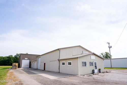 2106 Baltimore St, Defiance, OH, 43512-1932 | Card Image