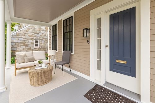 55 Dwight St, Dedham, MA, 02026-4421 | Card Image