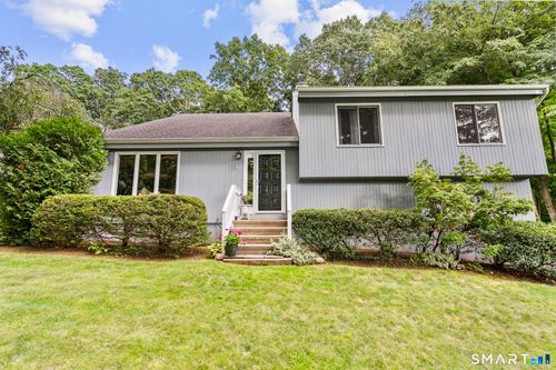62 Featherbed Ln, Branford, CT, 06405-6119 | Card Image