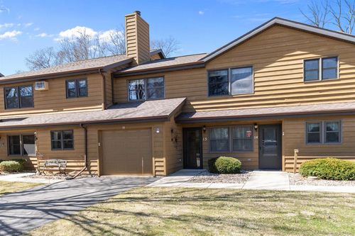 13-921 Babcock Street Street, NEENAH, WI, 54956 | Card Image