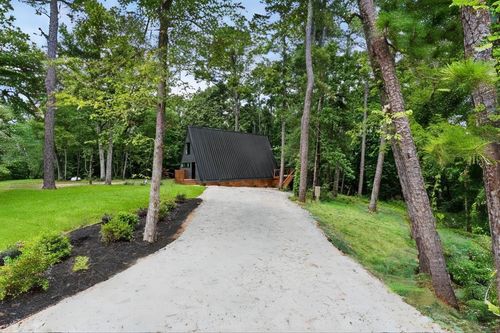 280 Pine Shadows Cir, Pointblank, TX, 77364-6025 | Card Image