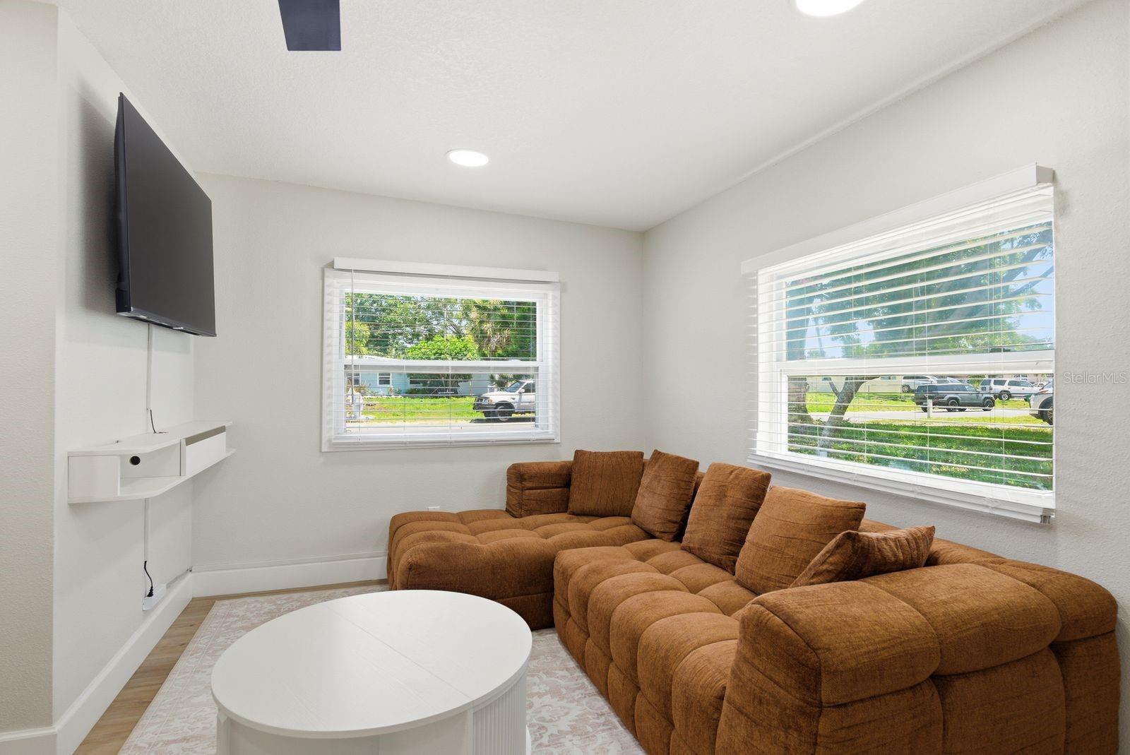 Residential in SEMINOLE 4