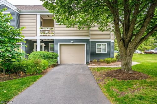 131 Bonney Ct, Bridgewater, NJ, 08807-2089 | Card Image