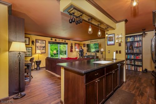 18 Steeplechase Ct, Somerset, NJ, 08873-4807 | Card Image