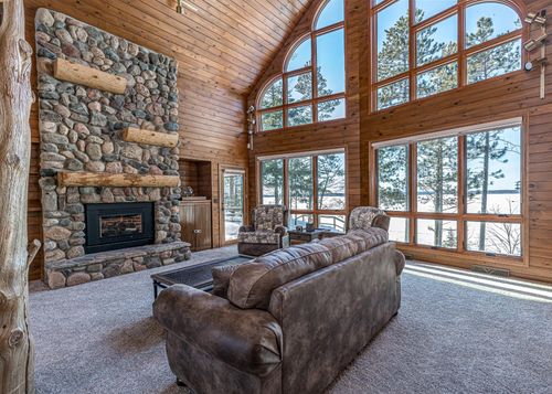 13046 Wagner Ln, Minocqua, WI, 54548-9625 | Card Image