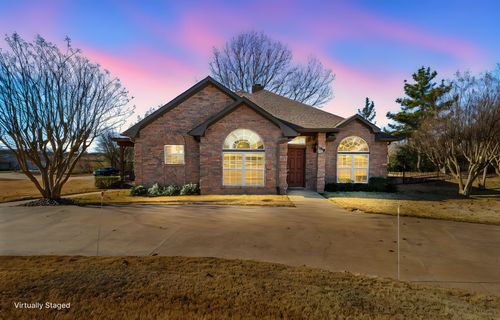 100 San Chez Dr, Lake Kiowa, TX, 76240-8803 | Card Image