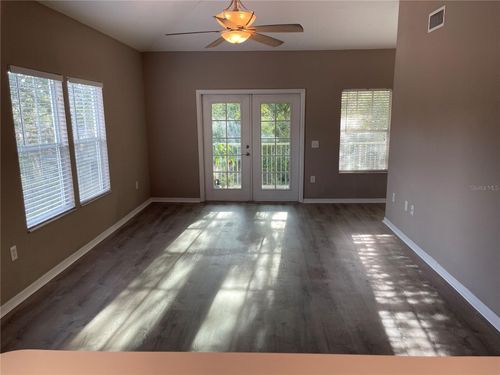 n303-4941 Sw 91st Ter, Gainesville, FL, 32608-9105 | Card Image