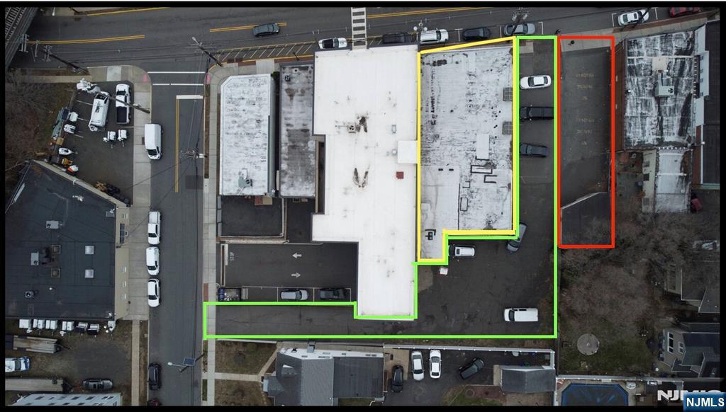 Commercial Sale in Lyndhurst 4