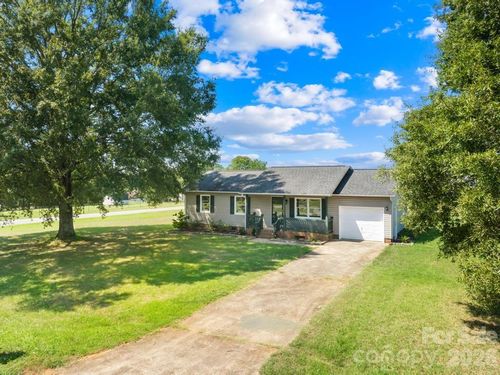 910 Lyndsey Brooke Ct, Lincolnton, NC, 28092 | Card Image
