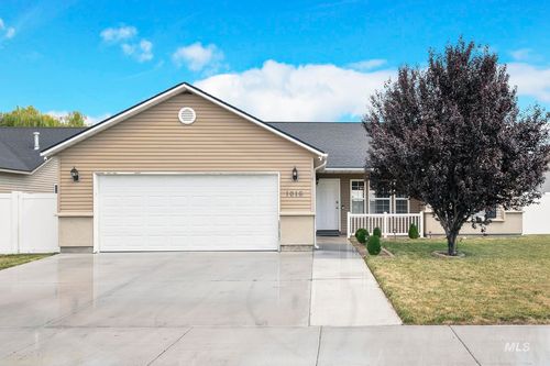 1016 Arrow Wood Ct, Twin Falls, ID, 83301-3781 | Card Image