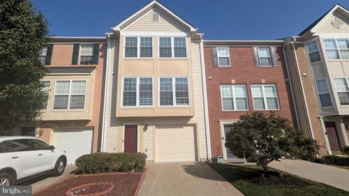 9233 Jessica Dr, MANASSAS PARK, VA, 20111-2443 | Card Image