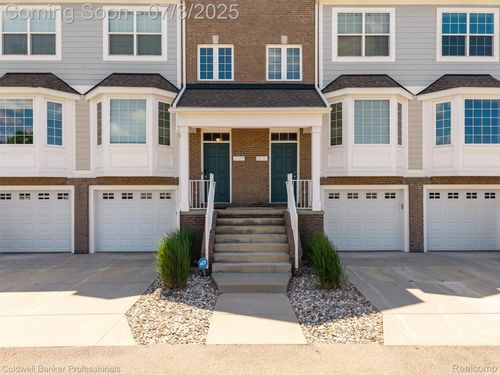 59-2529 Towne St, Ann Arbor, MI, 48103-3855 | Card Image