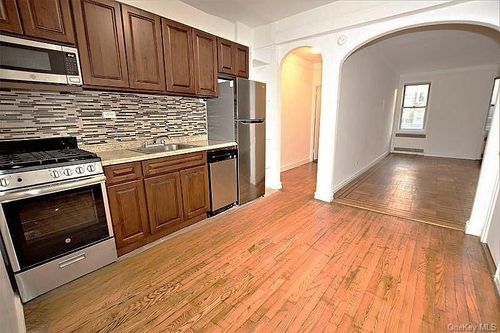 3k-41-30 46 Street, New York, NY, 11104 | Card Image