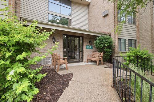 107-1871 Silver Bell Rd, Eagan, MN, 55122-1180 | Card Image