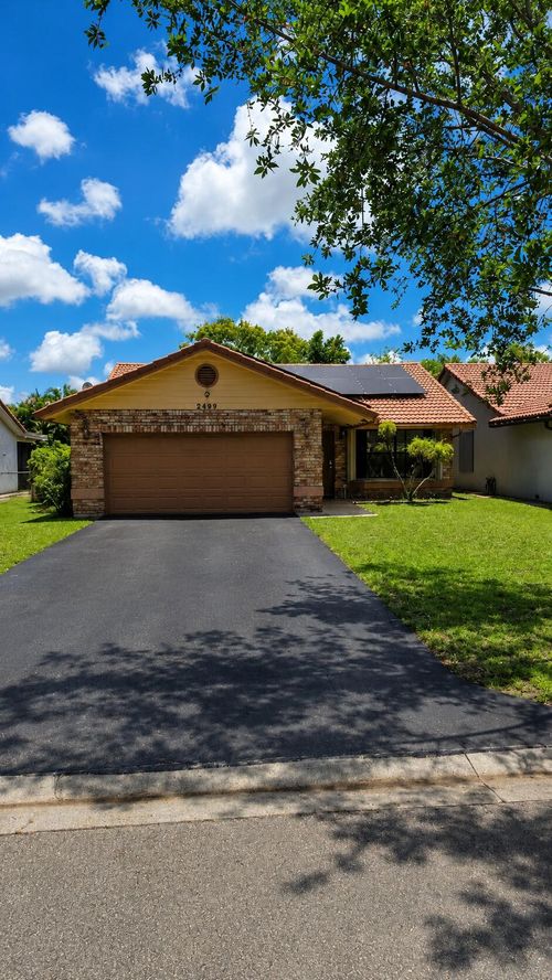 2499 Nw 92nd Ave, Coral Springs, FL, 33065-5133 | Card Image