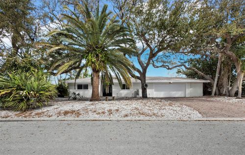 951 Contento St, Siesta Key, FL, 34242-1815 | Card Image