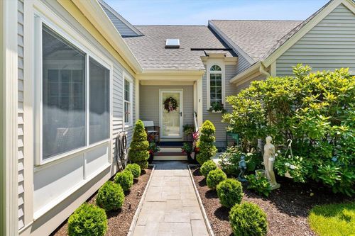 unit-7-7 Gold Leaf Ln, Mashpee, MA, 02649-3554 | Card Image