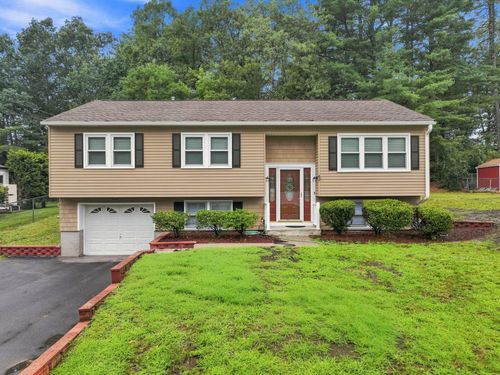 6 Penobscot Rd, Nashua, NH, 03062-1851 | Card Image