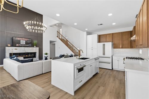 1026 Yellow Marigold Ct, Henderson, NV, 89002-9228 | Card Image