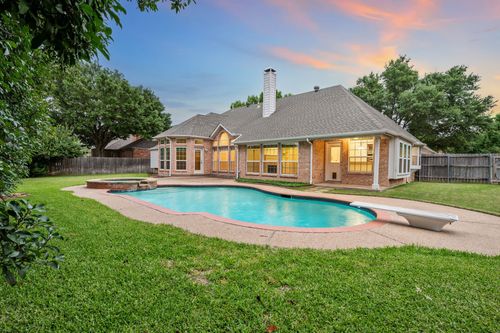 1306 Normandy Dr, Southlake, TX, 76092-7127 | Card Image