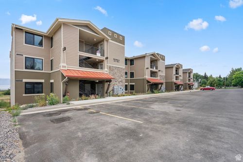 301c-35 E 150 S, Garden City, UT, 84028-7890 | Card Image