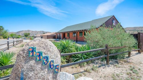 11365 Hess Blvd, Morongo Valley, CA, 92256-9711 | Card Image