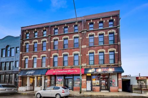 3f-2362 N Clybourn Ave, Chicago, IL, 60614-2917 | Card Image