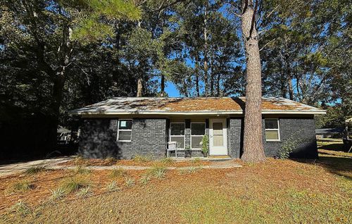 203 Shamrock Dr, Summerville, SC, 29483-3961 | Card Image