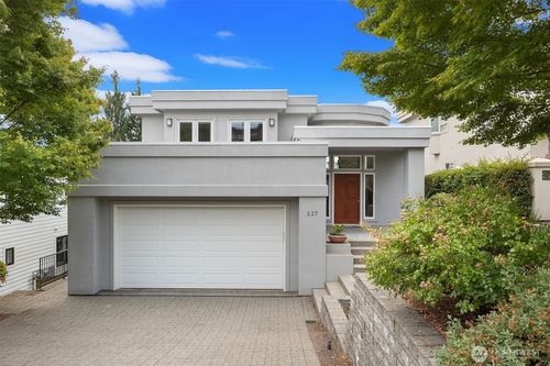 227 8th Ave, Kirkland, WA, 98033-5527 | Card Image