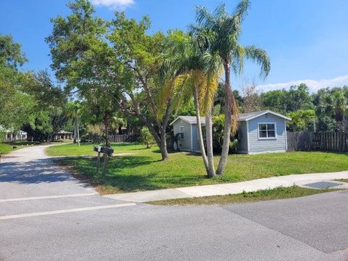 6423 Se Lillian Ct, Stuart, FL, 34997-8149 | Card Image