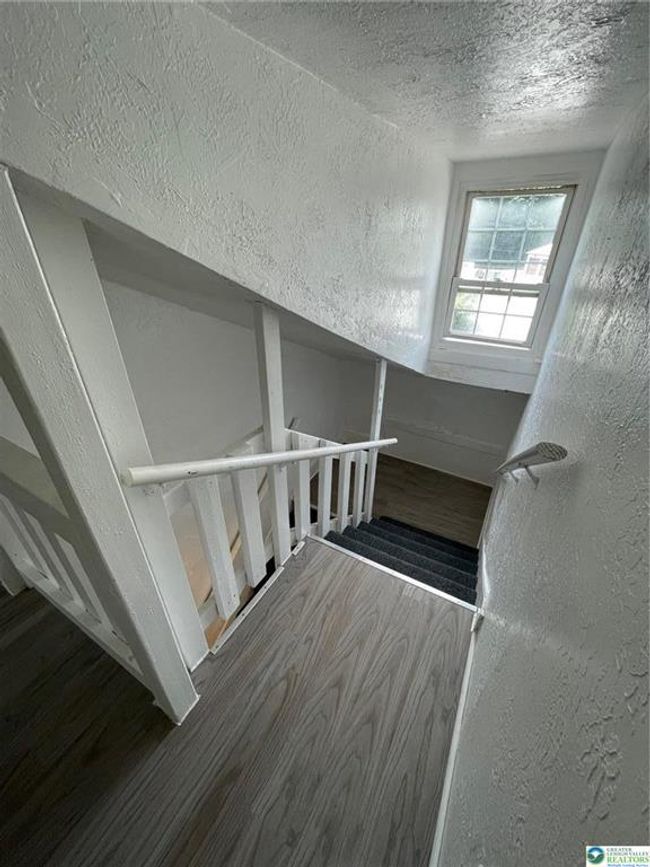 APT-9 - 44 Mauch Chunk St, House other with 2 bedrooms, 1 bathrooms and null parking in Tamaqua PA | Image 6