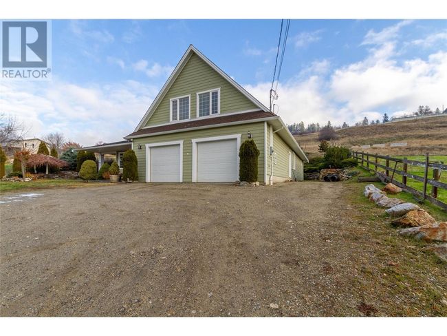 7603 Baker Hogg Rd, House other with 3 bedrooms, 3 bathrooms and 2 parking in North Okanagan Rd Rural BC | Image 42