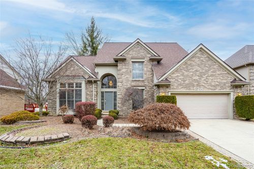 42104 Echo Forest Dr, Canton, MI, 48188-4818 | Card Image