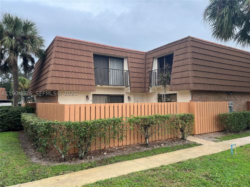 157 Heritage Way, West Palm Beach, FL, 33407-6868 | Card Image
