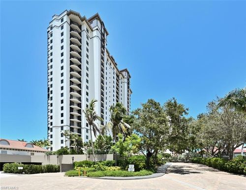 2004-7225 Pelican Bay Blvd, NAPLES, FL, 34108-5526 | Card Image