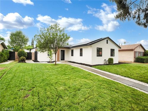7055 Fallbrook Ave, West Hills, CA, 91307-2213 | Card Image