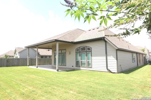 2965 Grove Ter, Seguin, TX, 78155-2432 | Card Image