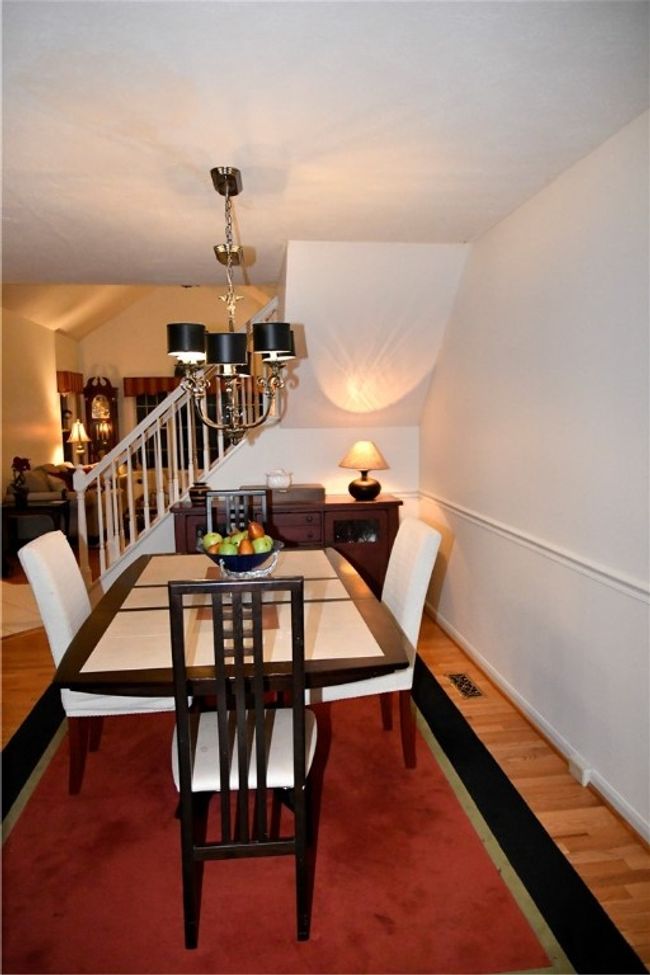 102 Linden Ct, Condo with 3 bedrooms, 3 bathrooms and 2 parking in Seven Fields PA | Image 19