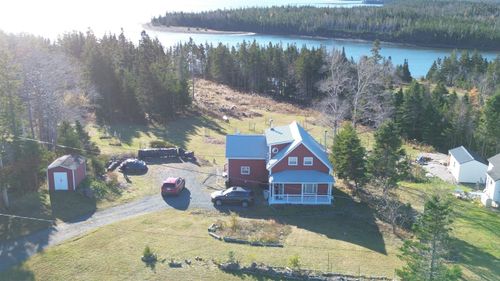 9690 Grenville St, Saint Peters, NS, B0E3B0 | Card Image