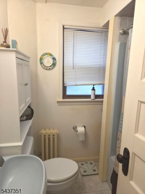 1r-8 Highland Pl, Maplewood, NJ, 07040-2563 | Card Image