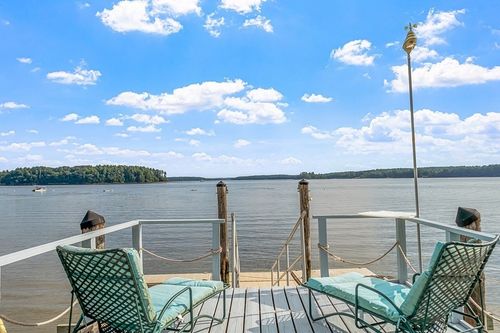 2 Cedar Point Rd, Durham, NH, 03824-3305 | Card Image