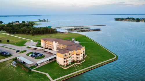 3402-9900 Spur 294, Corsicana, TX, 75109 | Card Image