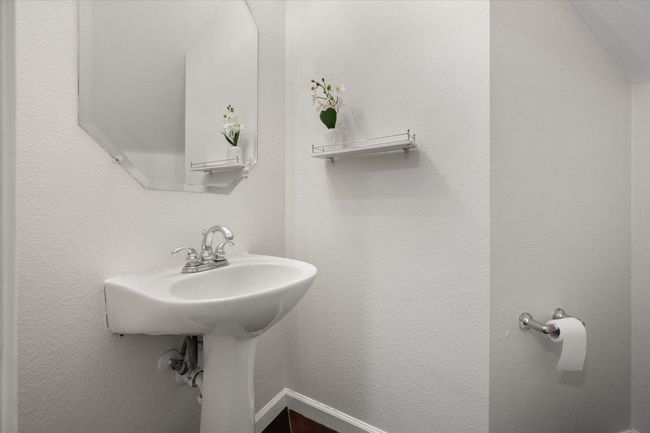 Half Bathroom downstairs | Image 17