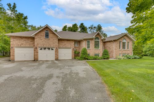 3 Maplehill Dr, Oro Medonte, ON, L0L2L0 | Card Image
